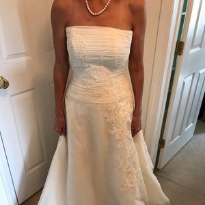 Stunning Christos wedding gown.